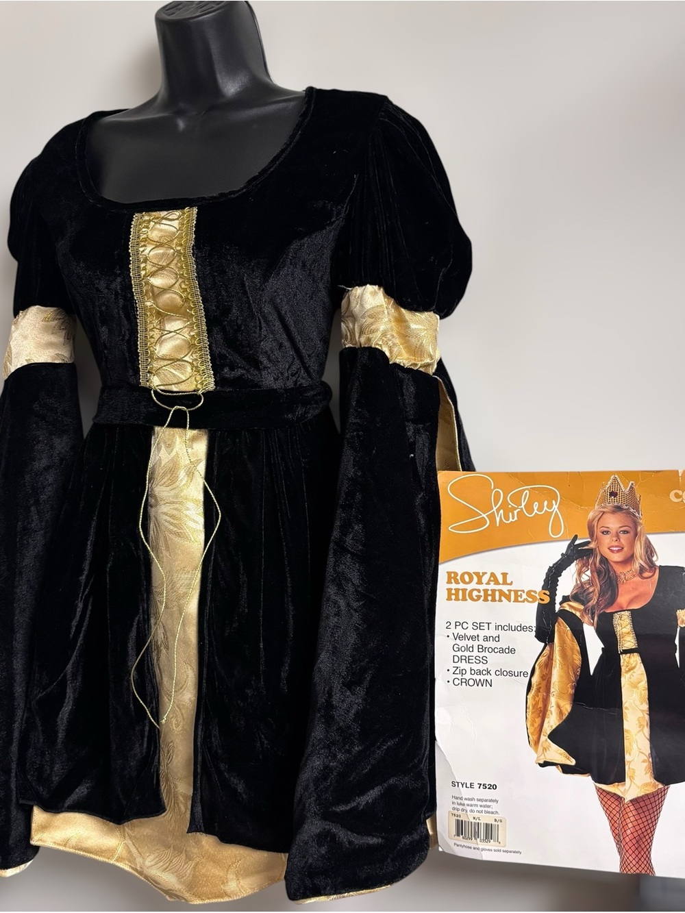 Shirley of Hollywood Royal Highness Halloween Costume Y2K Deadstock